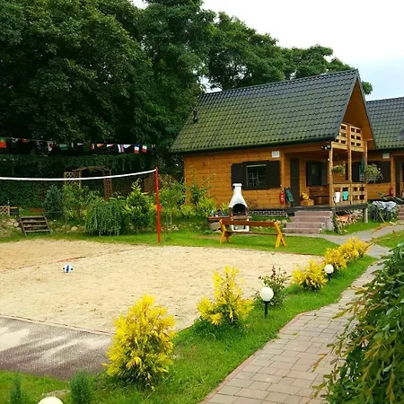 Letniskowe Zbyszko Lodge *