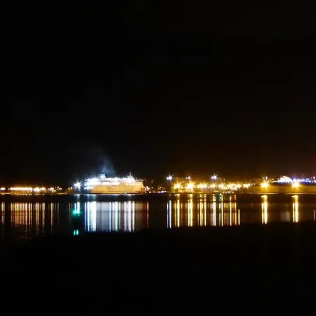 Letniskowe Zbyszko Lodge *